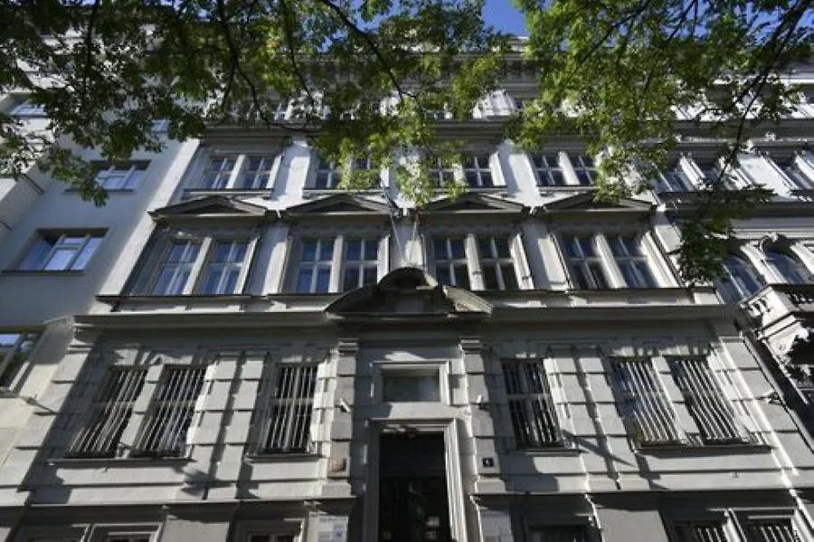 Cosy Apartment On Metro Muzeum - Grand Canyon Prague